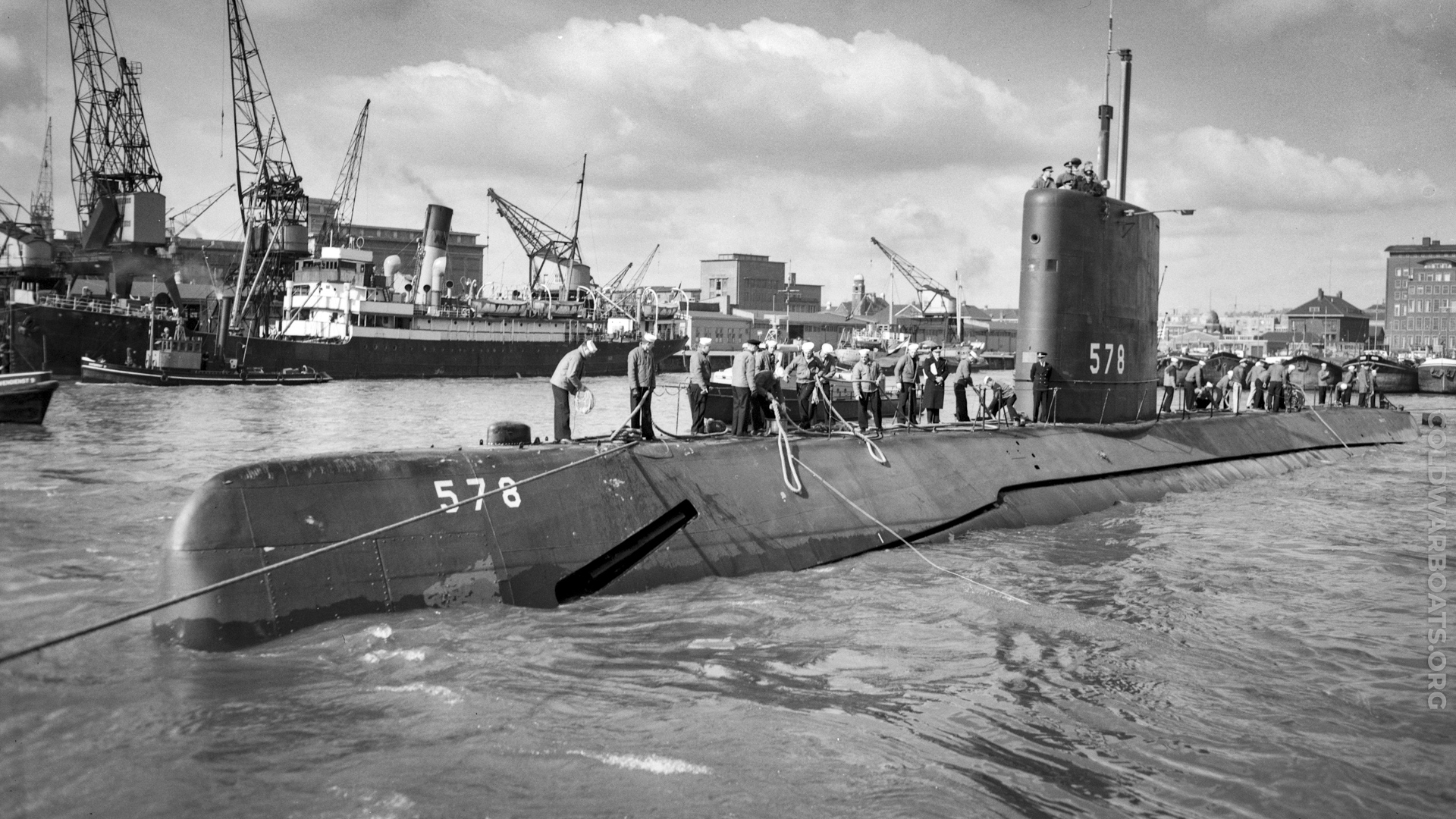 USS SKATE (SSN 578) ties up in Rotterdam, South Holland, for a much-deserved port call!