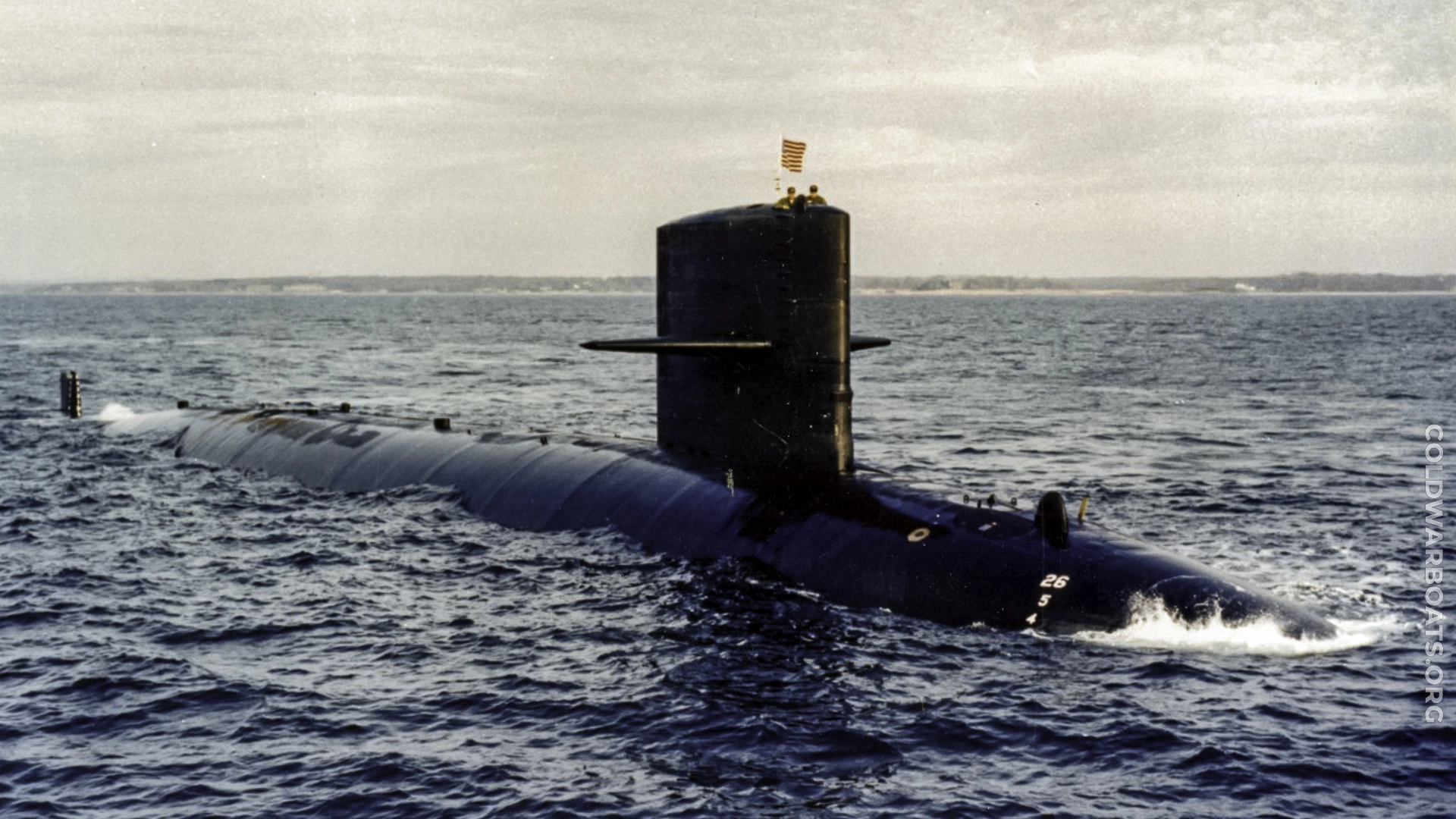 The USS FLYING FISH (SSN 673) off the coast during builder's sea trials.