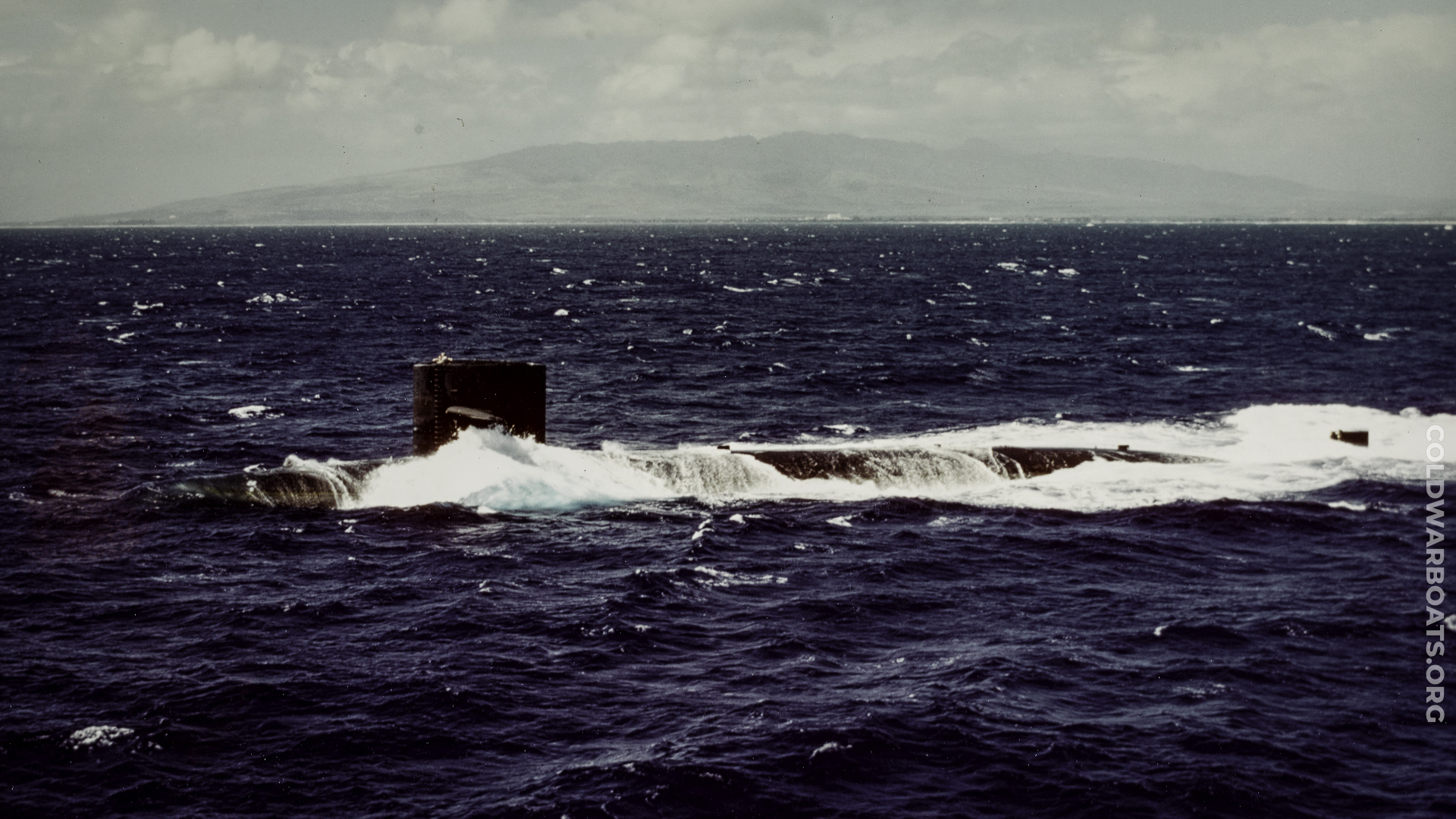 images/slideshows-fleet/slideshow-ssn682/slideshow-ssn682-03.jpg