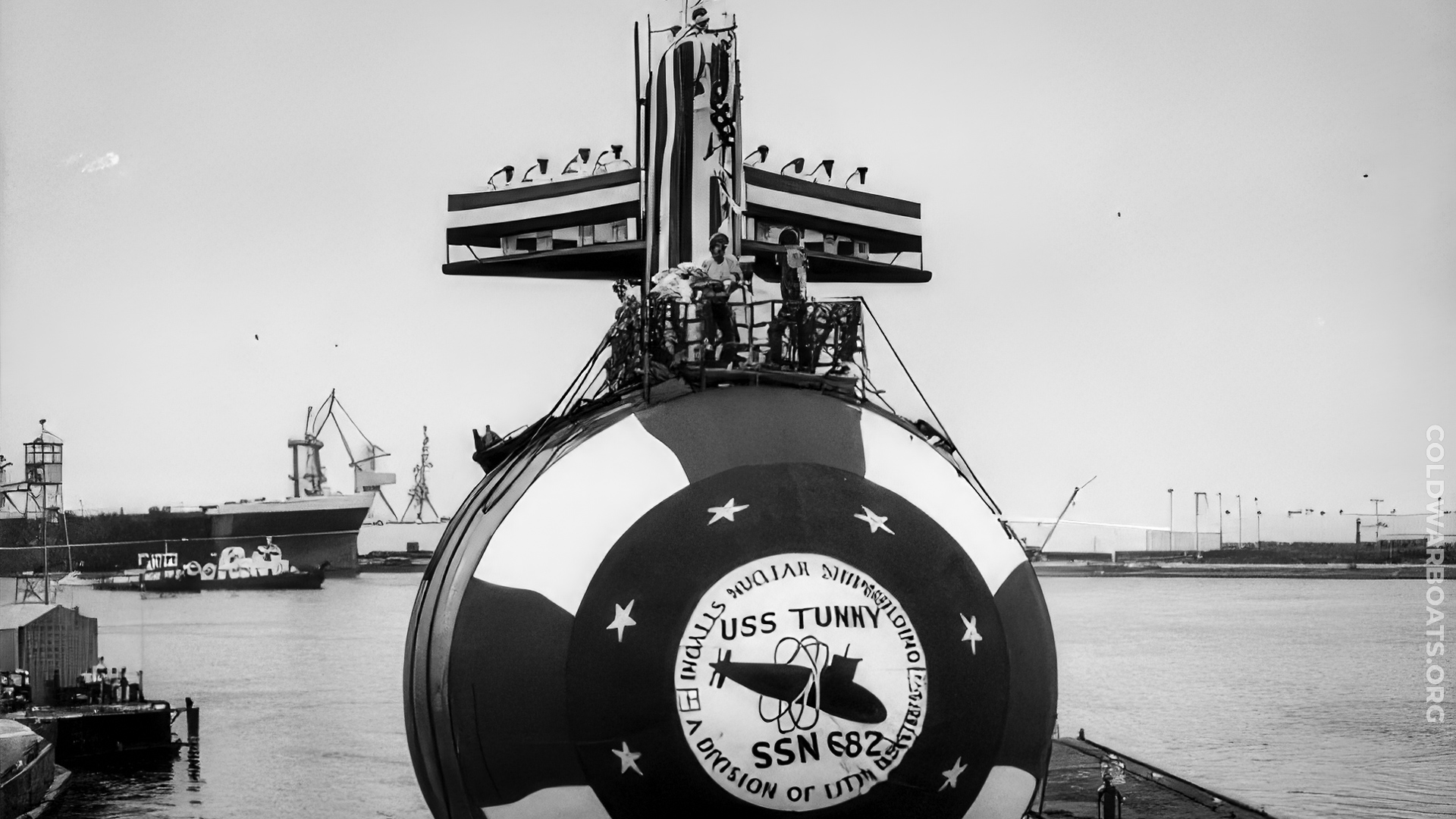 images/slideshows-fleet/slideshow-ssn682/slideshow-ssn682-07.jpg