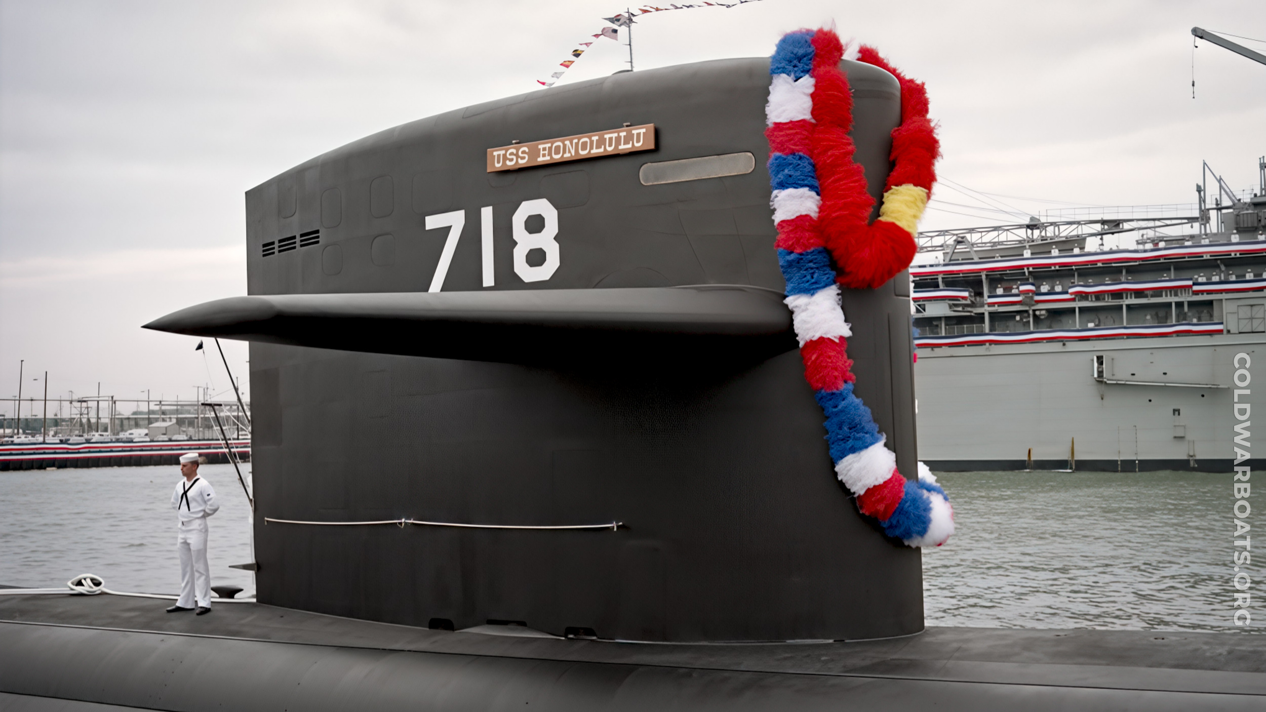images/slideshows-fleet/slideshow-ssn718/slideshow-ssn718-06.jpg